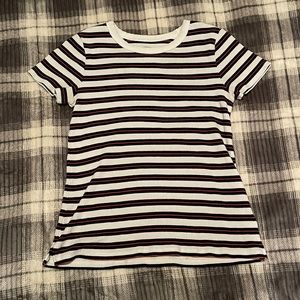 Old Navy T-shirt